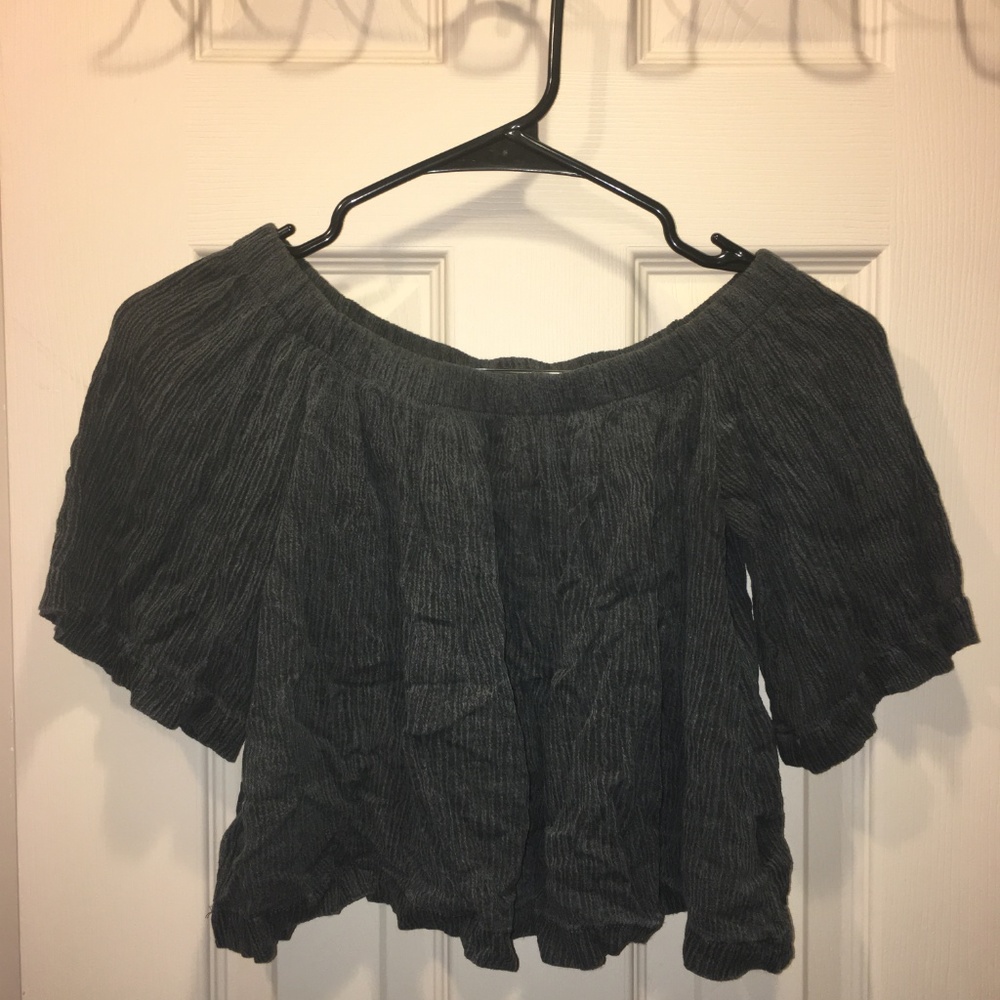 Urban Renewal remade gauzy off-the-shoulder top - Picture 2 of 4